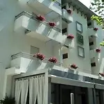 Nuova 2*