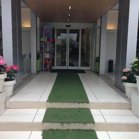 Nuova Hotel