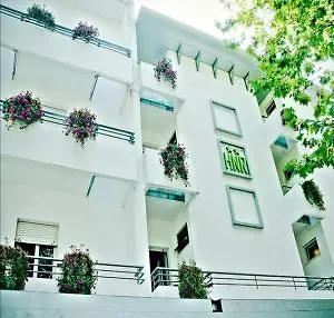 Nuova Ριτσιόνε